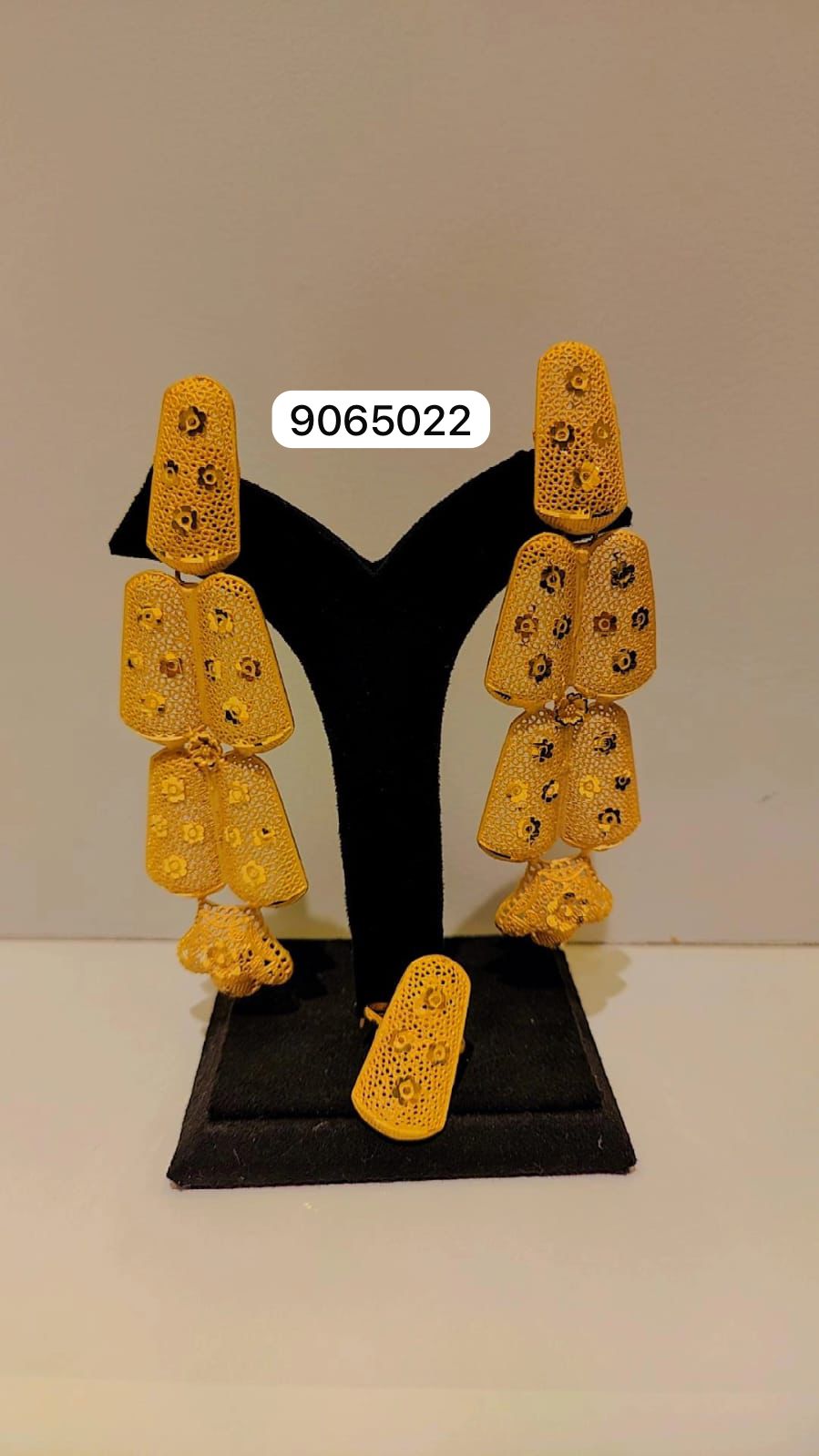 E-01104