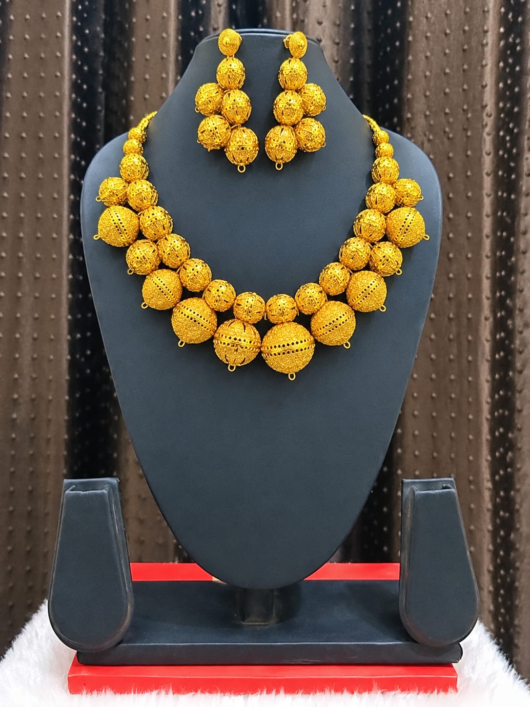 Ngalam Necklace 013