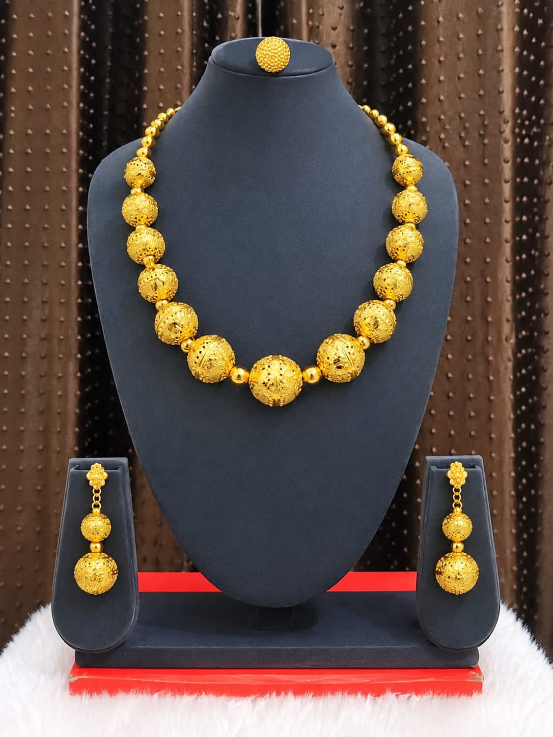 Ngalam Necklace 023