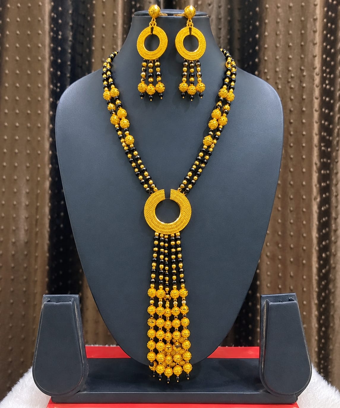Ngalam Necklace 048