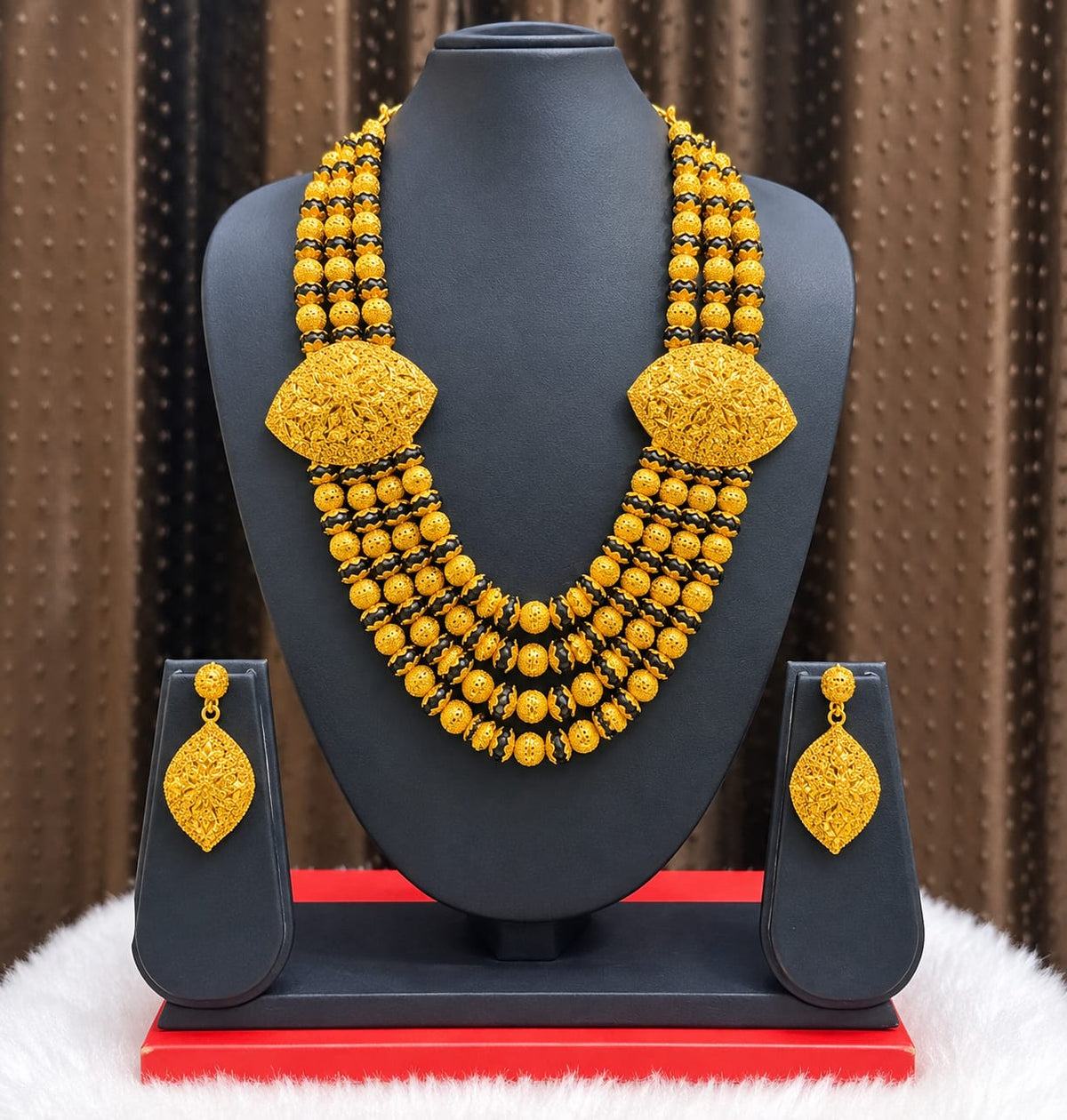 Ngalam Necklace 055