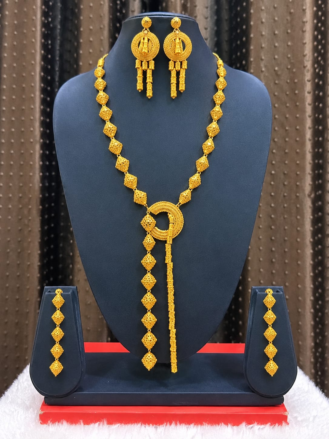 Ngalam Necklace 016