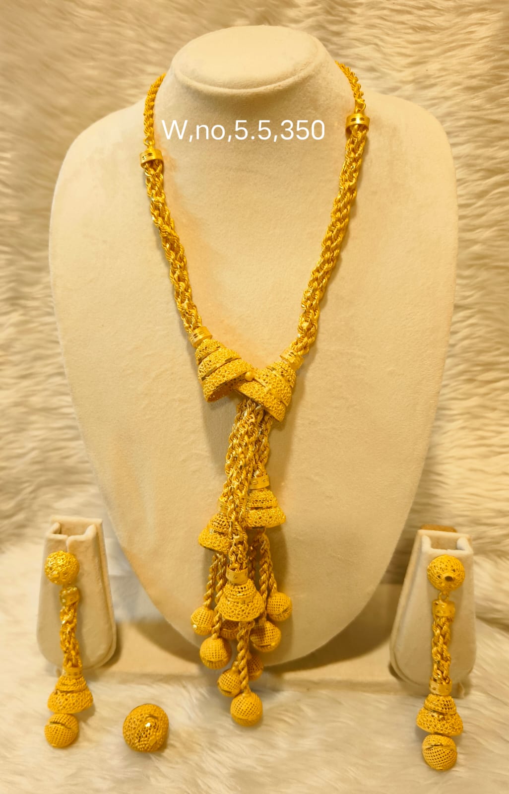 NECKLACE  0201